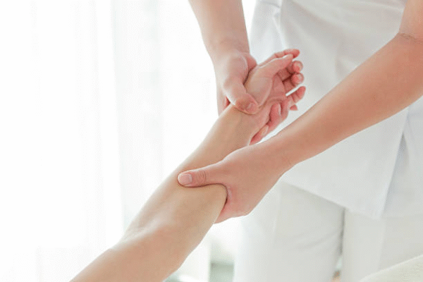 lymphatic drainage with iOnyx Medspa and Wellness Club